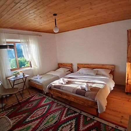 Bujtina Tusha Hotell Priska e Madhe Eksteriør bilde