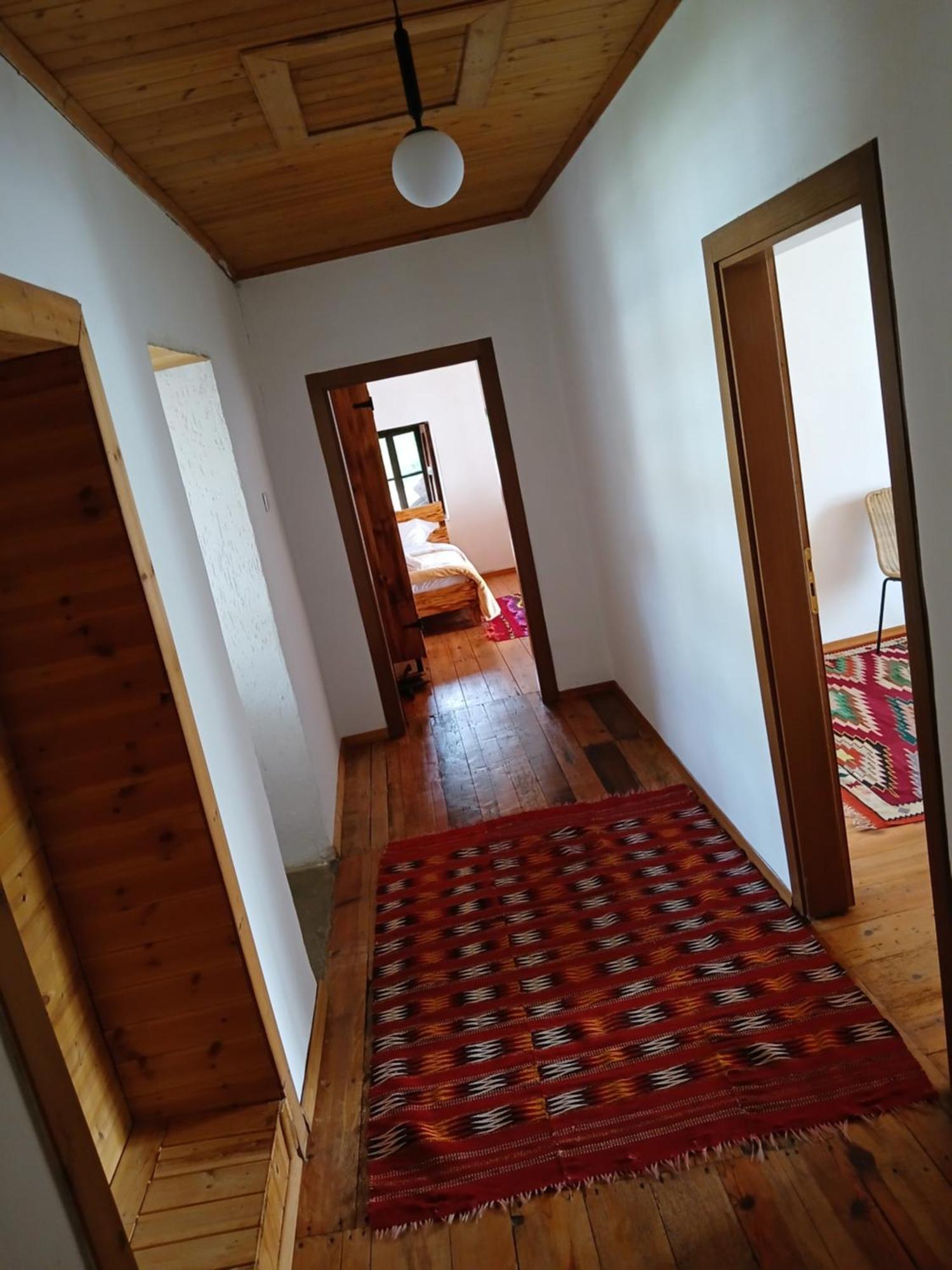 Bujtina Tusha Hotell Priska e Madhe Eksteriør bilde